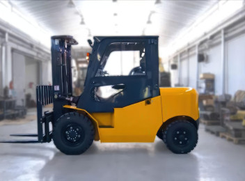 Вилочный погрузчик GRACE CPCD 50